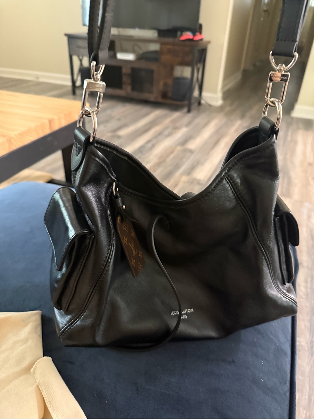 Louis Vuitton Black Leather Shoulder Hobo with Side Pockets